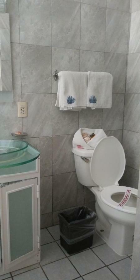 Colon Express Hotel 3*